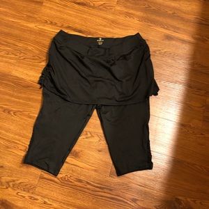 Black Workout Capri skirt